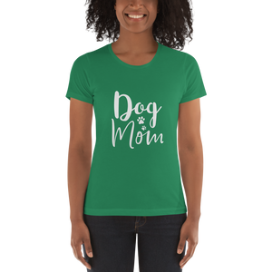 Dog Mom t-shirt