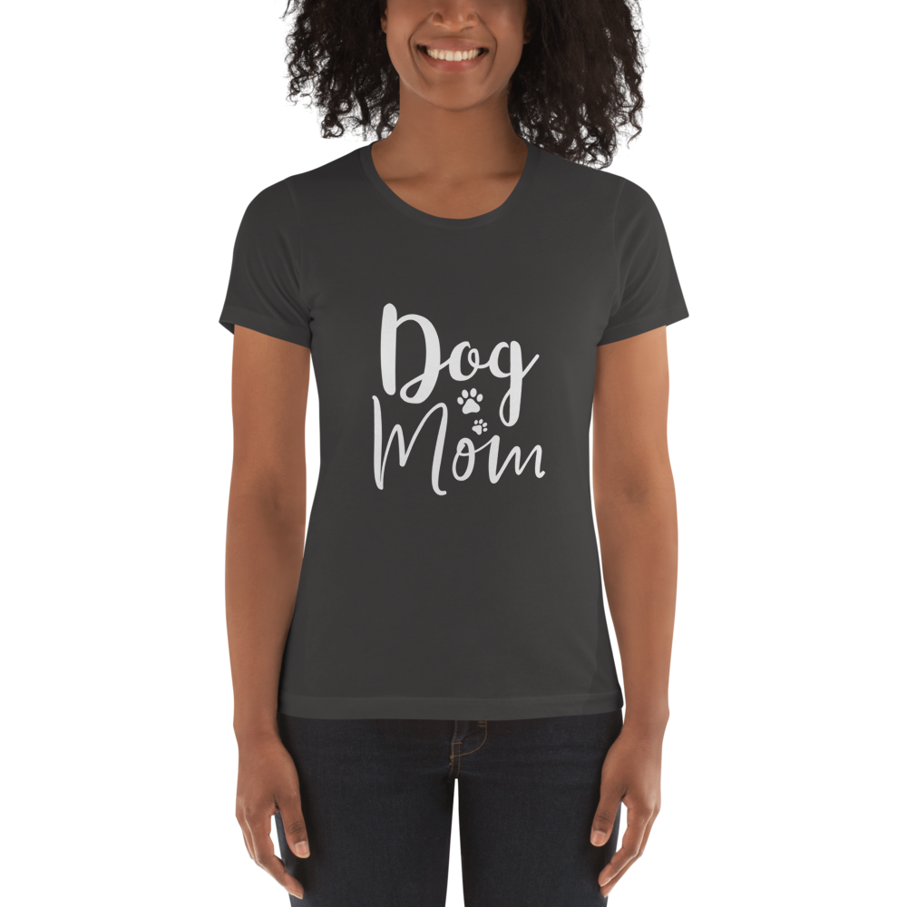 Dog Mom t-shirt